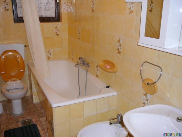 Vila se 3 apartmány, 152m2, 80m od pláže - Image 8